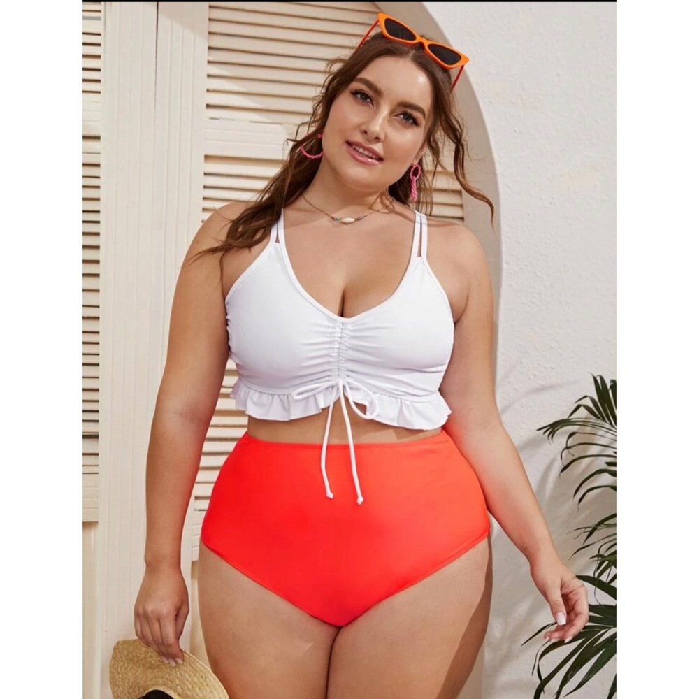 Plus size ruffle bikini